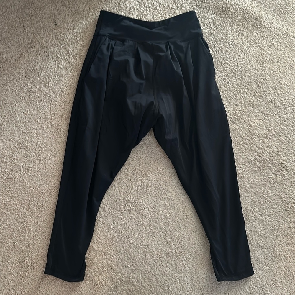 Lululemon Happy Hatha drop crotch Harem pants